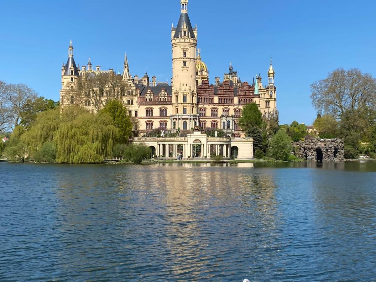 Stilvolle Ferienwohnung In Der Naehe Von Schwerin Dummer Dış mekan fotoğraf